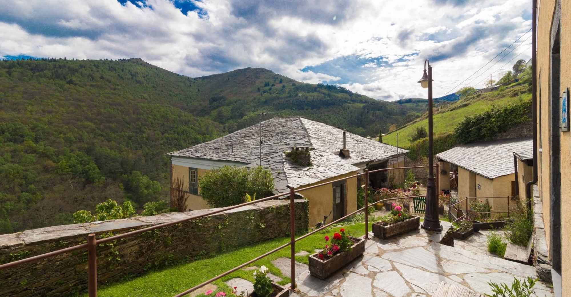 Apartamentos Rurales El Bosque De Las Vinas Boal 외부 사진